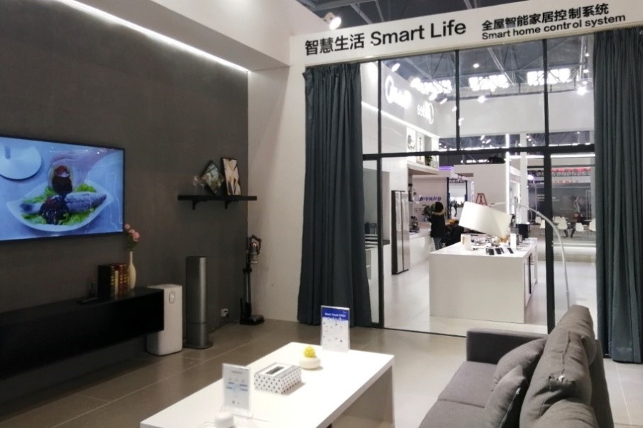 The leading Chinese maker of home appliances has been expanding overseas and actively promoting its brand.