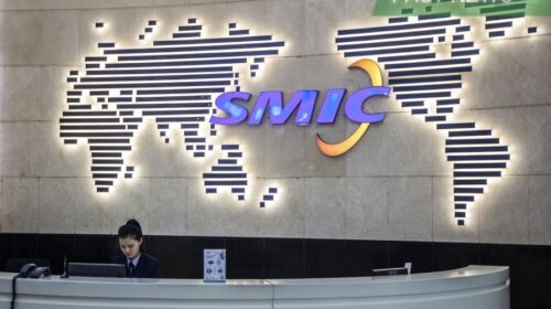 Semiconductor Manufacturing International Corp. (SMIC)(0981.HK; 688981.SH) on Thursday reported a 68.9% year-on-year drop in its third-quarter profit to $71.79 million.